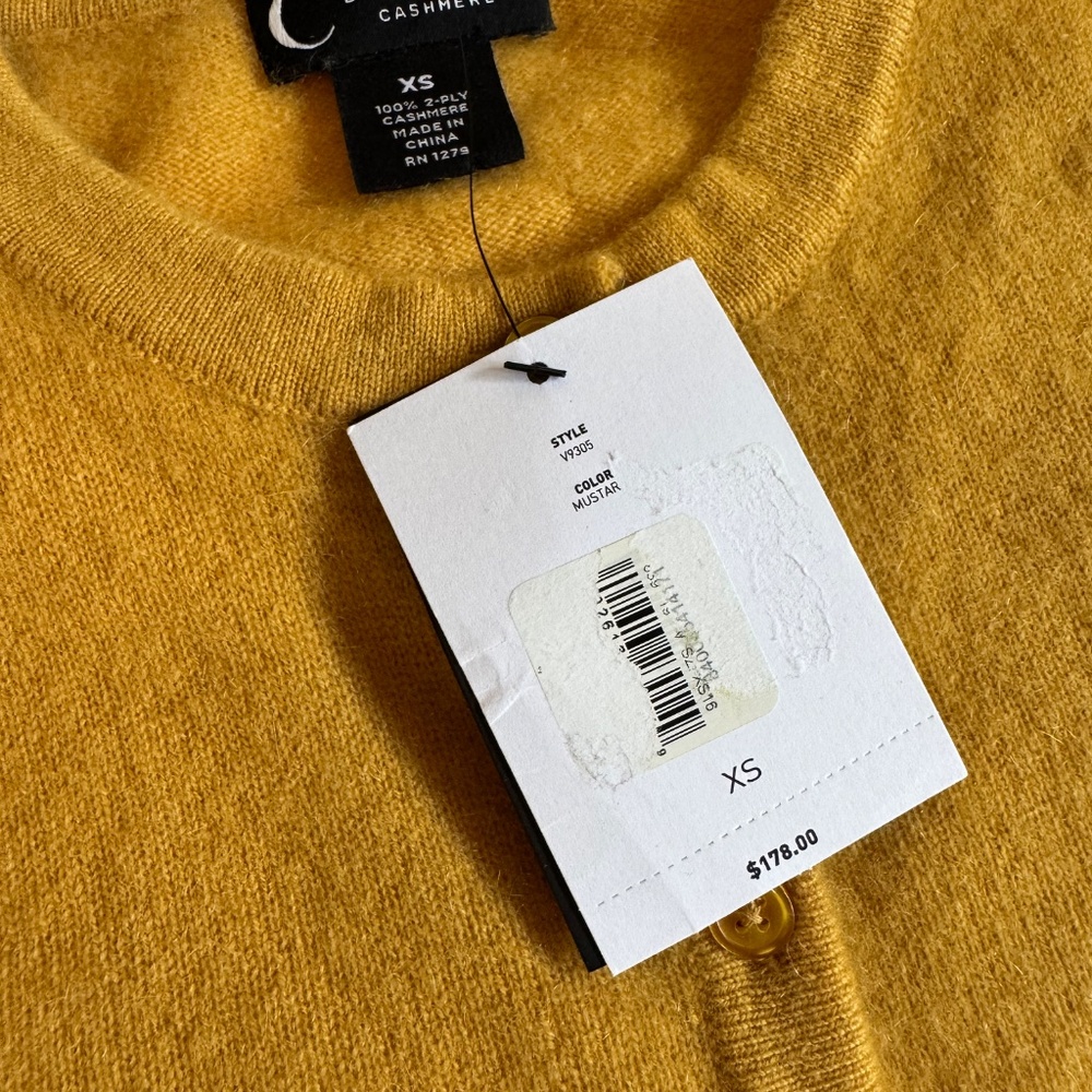100% Cashmere Cardigan Sweater Mustard Color XS New with tags - Picture 2 of 2
